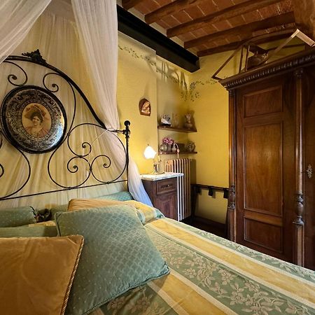 Apartamento Casa Giulia, Il Gioiello Del Borgo Certaldo Exterior foto